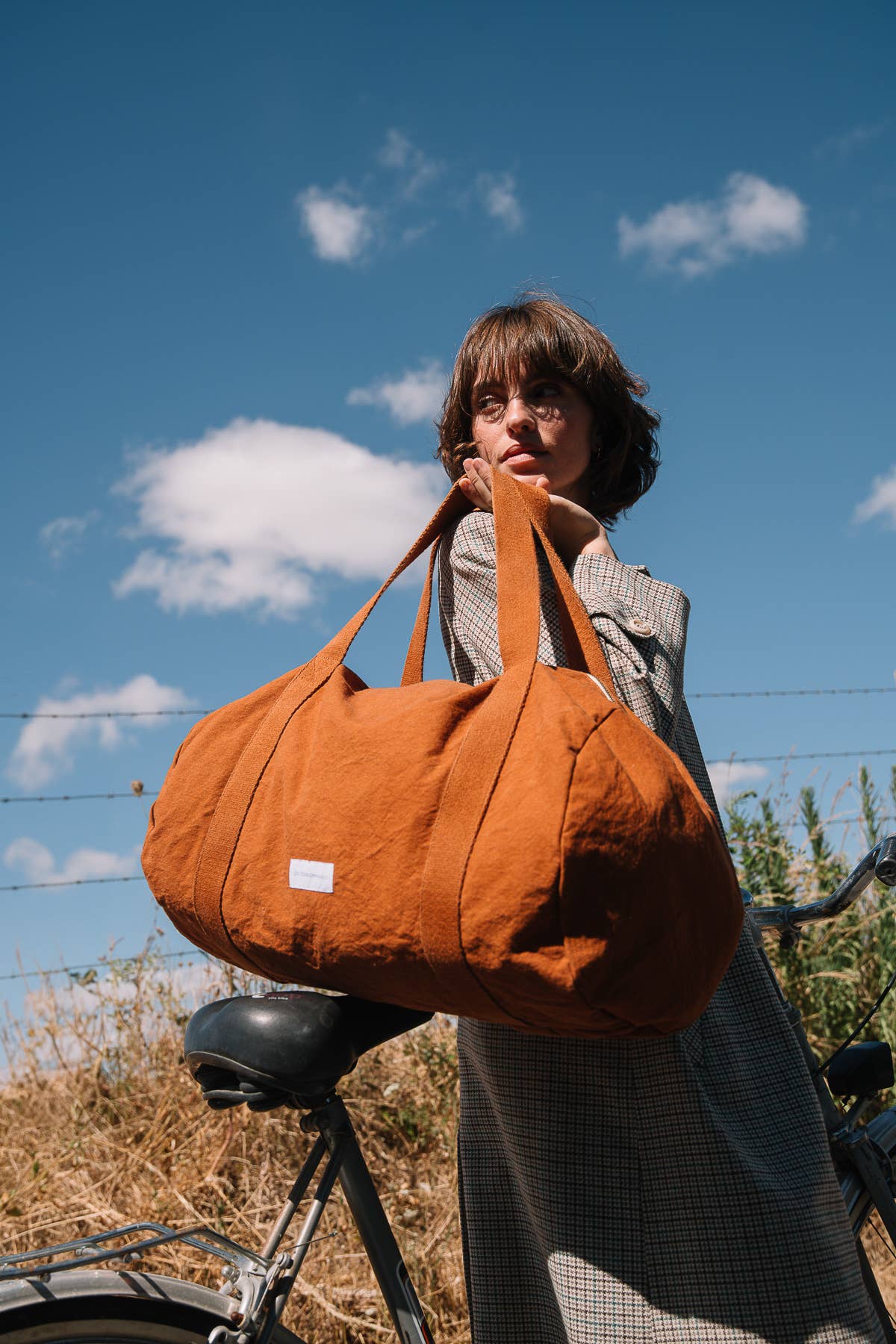 Caramel brown organic cotton canvas bowling bag