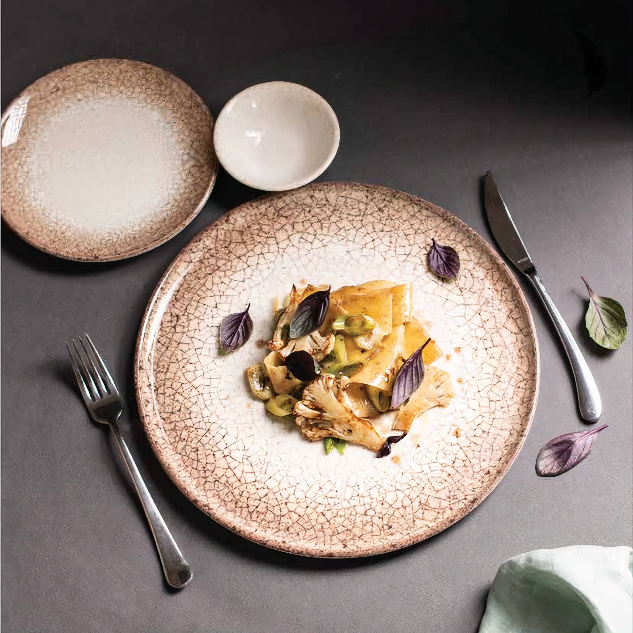 Porcelain Side Plate - by Bascuda