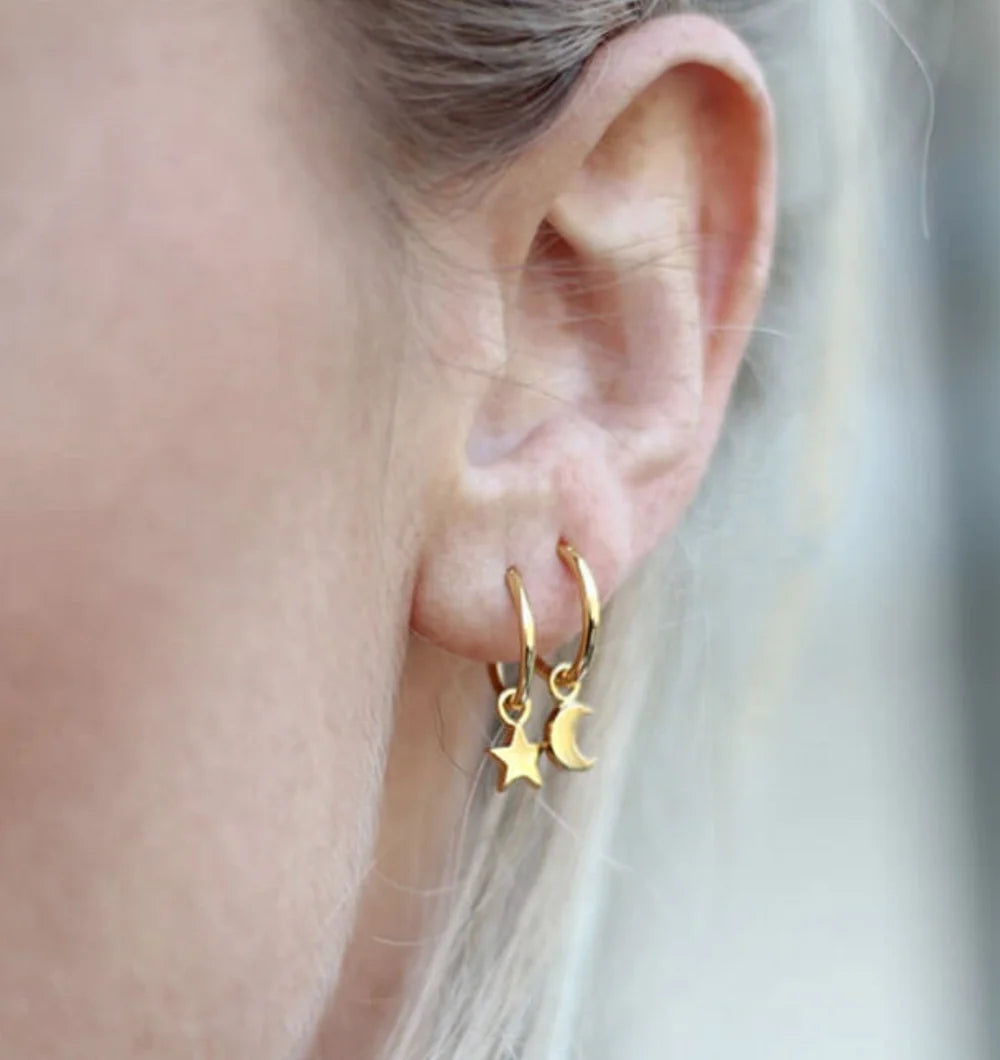 Atelier 18 - Plain Gold Hoops