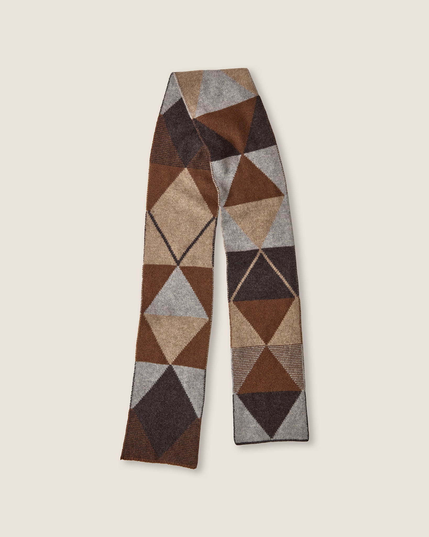 Rove Knitwear Diamond Scarf – Brown