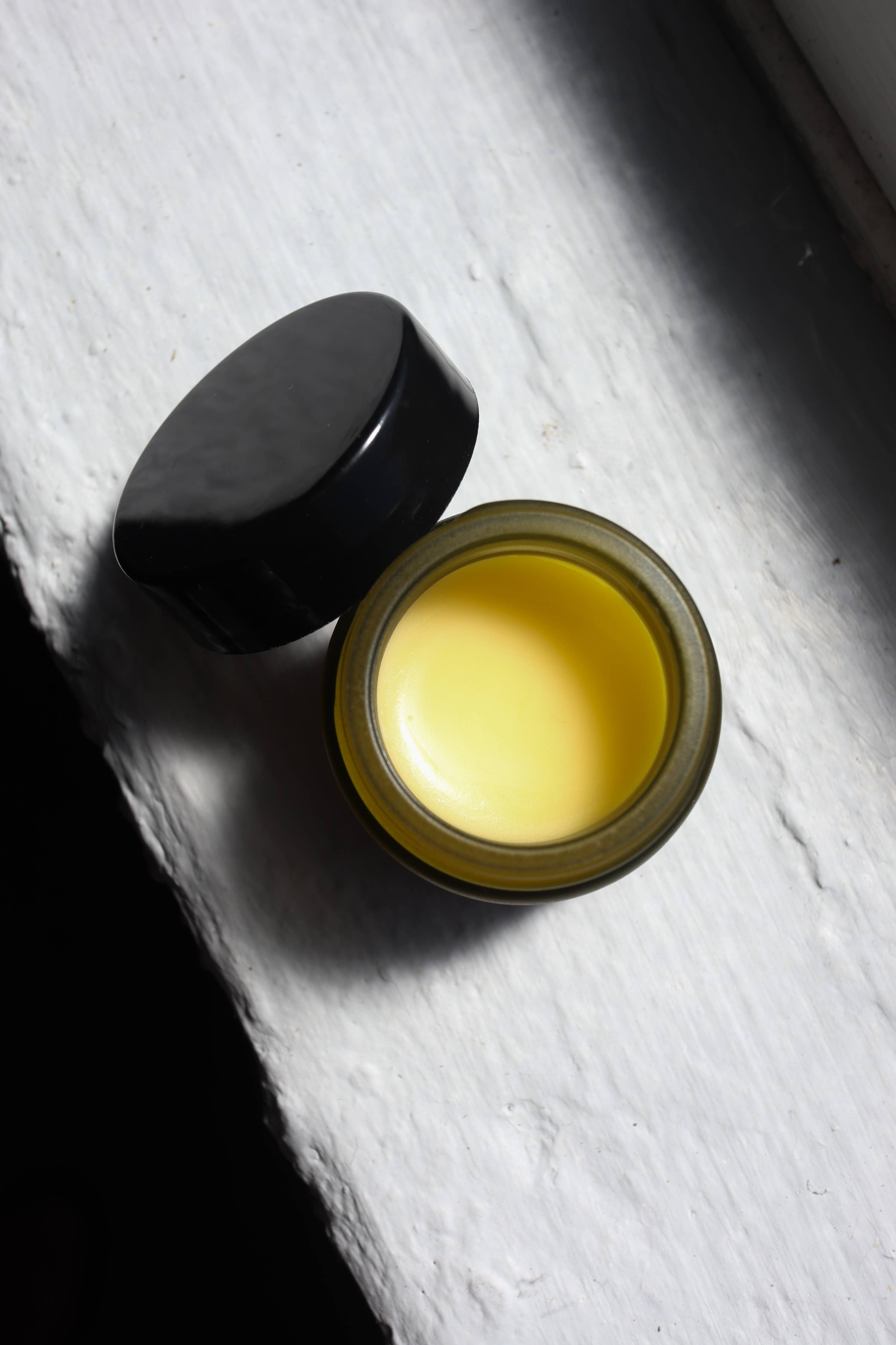 Pelegrims Firming Lip Balm: 15ml