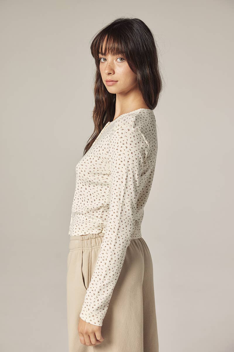 Romantic Button-down short cardigan: Cream/Navy / Floral / M/L
