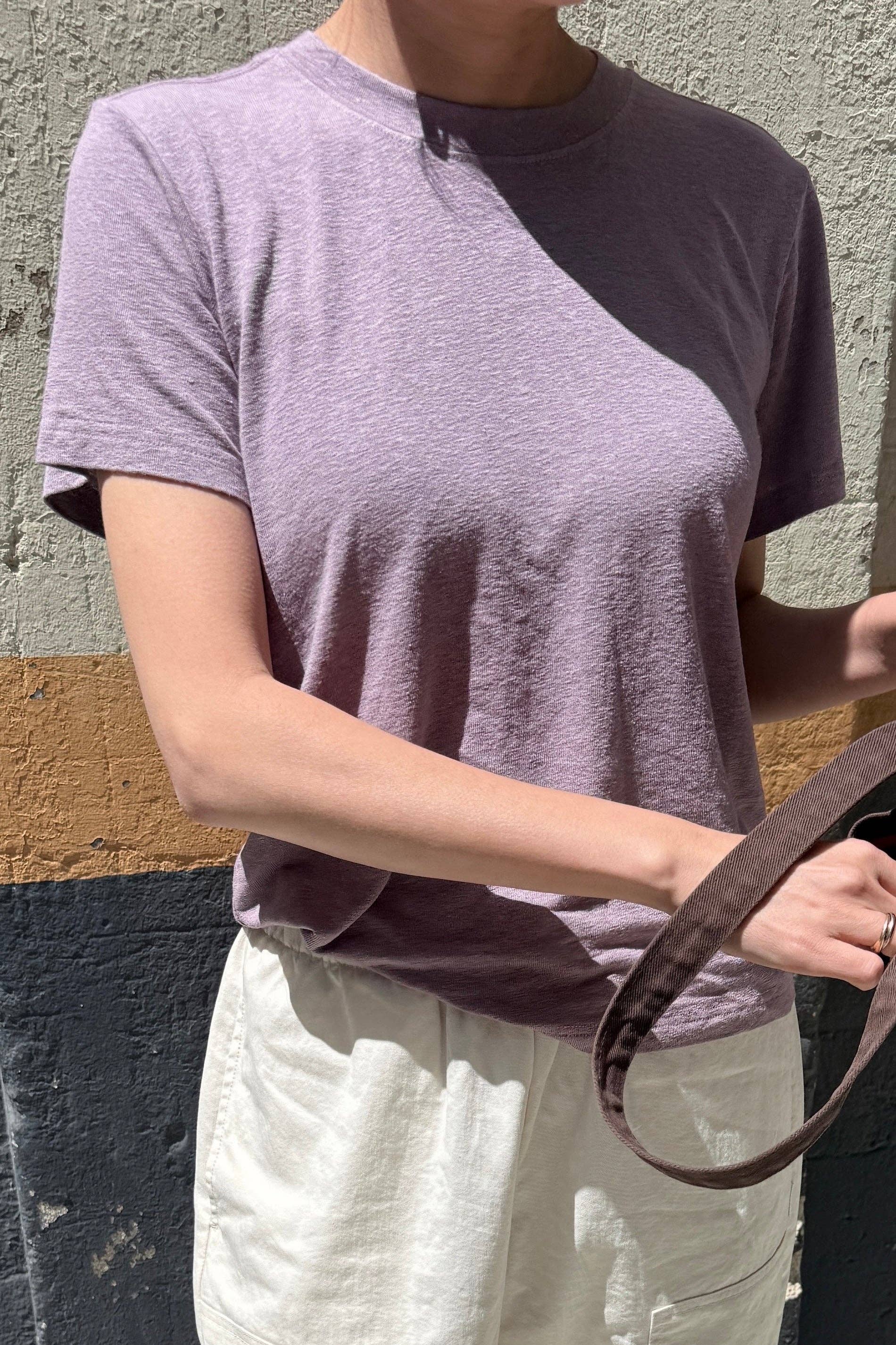 Bo Linen Blend Tee in Lavender — Le Bon Shoppe