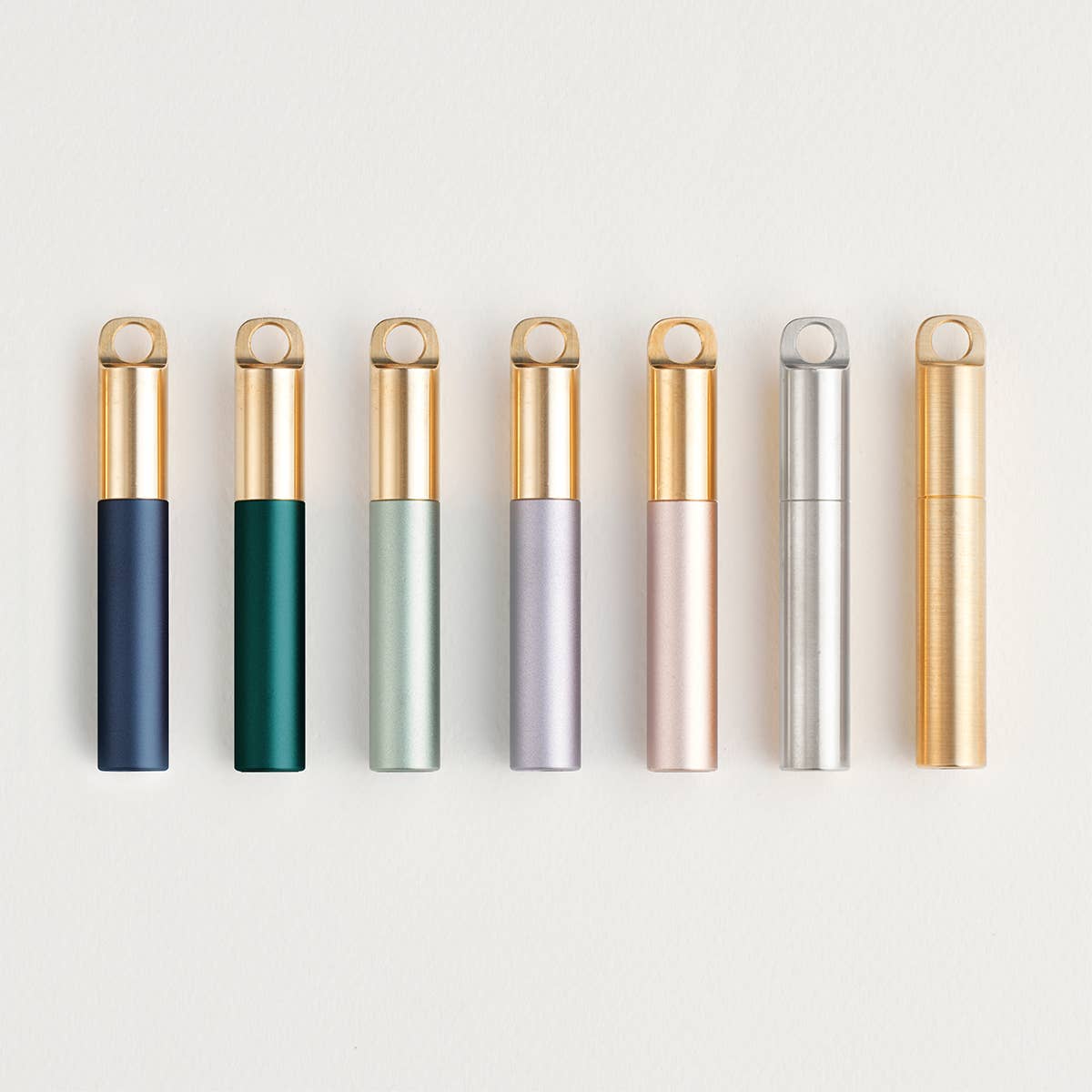 The Field Mouse – refillable travel pen: Ivy