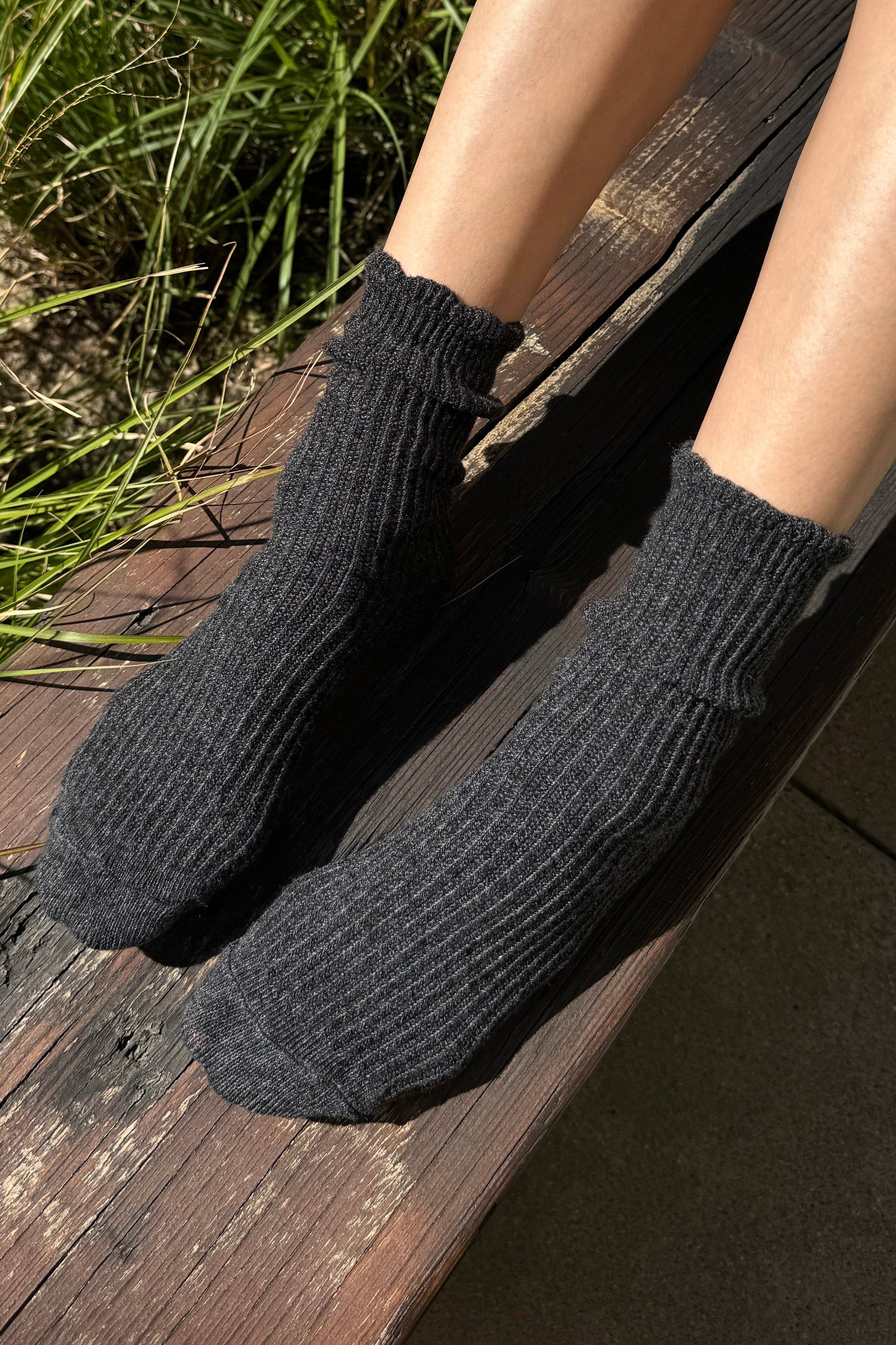 Linen Scallop Socks — Le Bon Shoppe