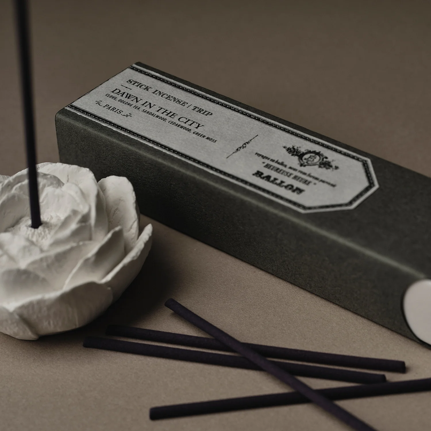 Plaster Incense Holder: Camellia Flower — Ballon