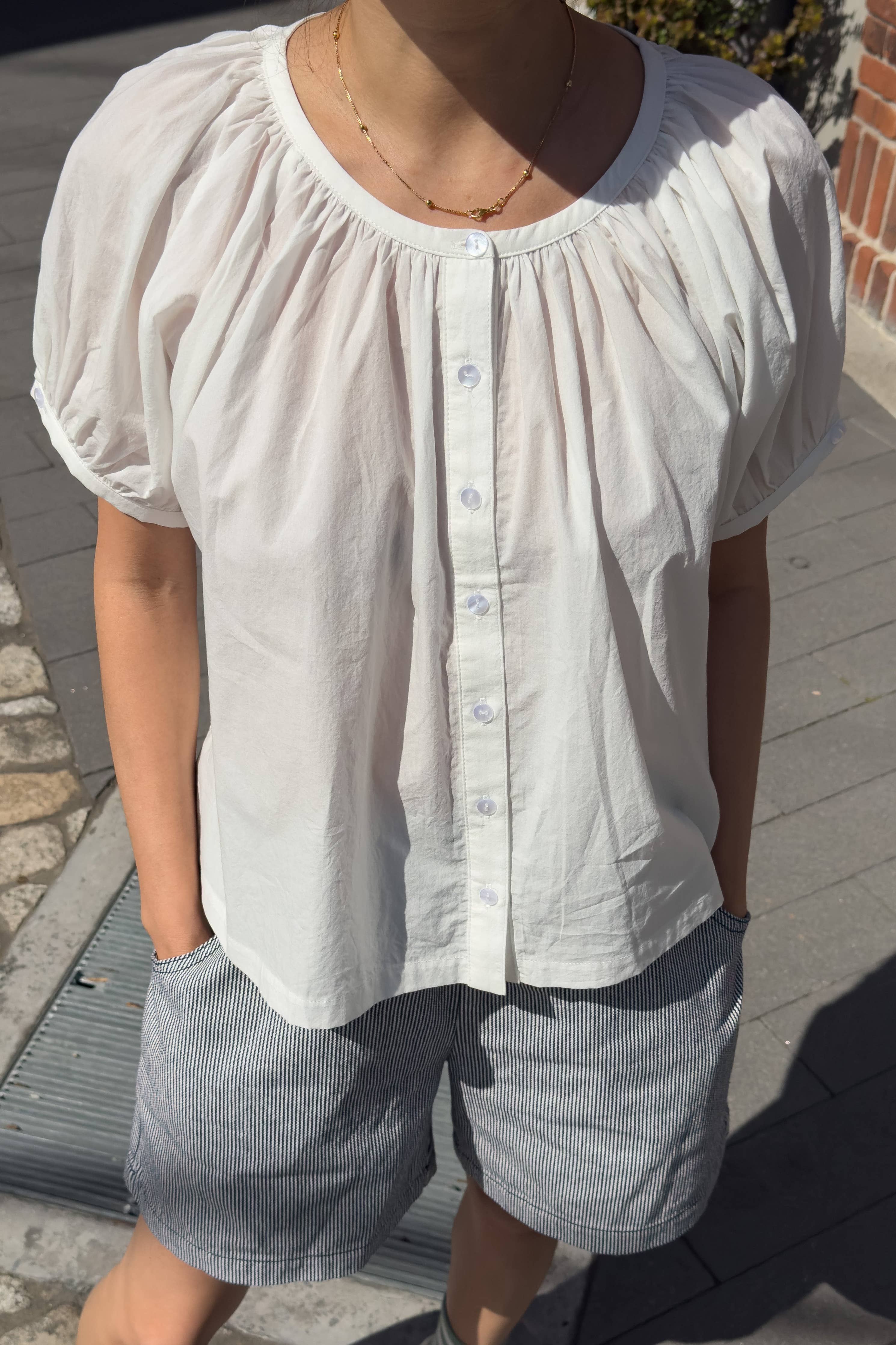 Emily Short Sleeve Top in White — Le Bon Shoppe