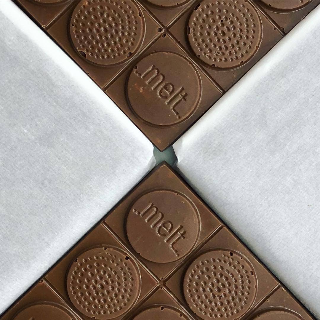 Love Crunchy Milk Chocolate Bar