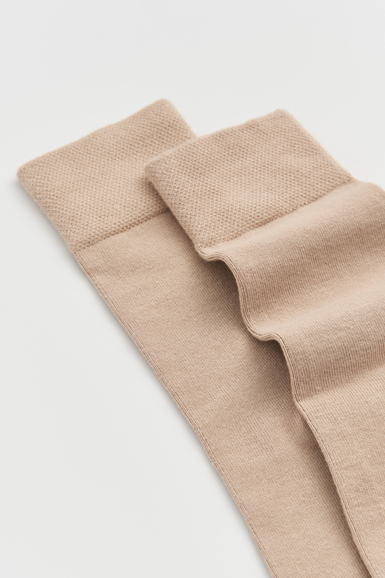 Milky Tea Beige Bamboo Socks: Milky Tea Beige / Large (UK 9-13)
