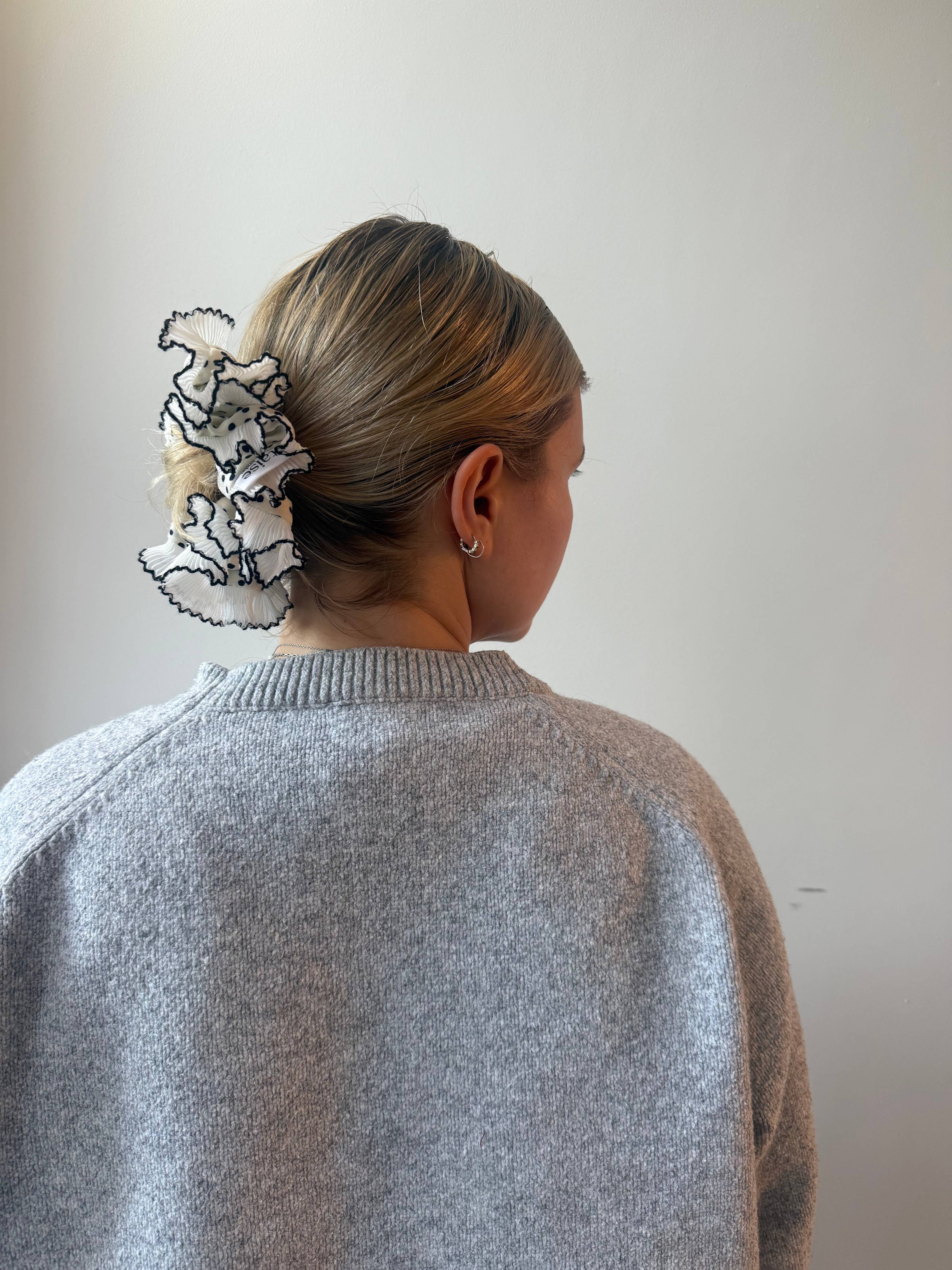 Dorothy Scrunchie — Staise