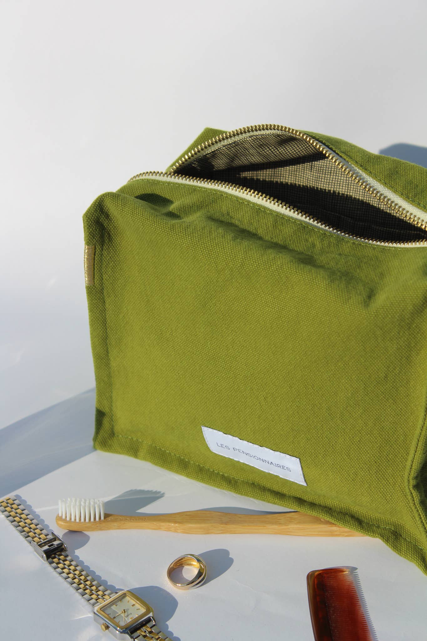 Les Pensionnaires  Cube Toiletry Bag in Moss Green Cube