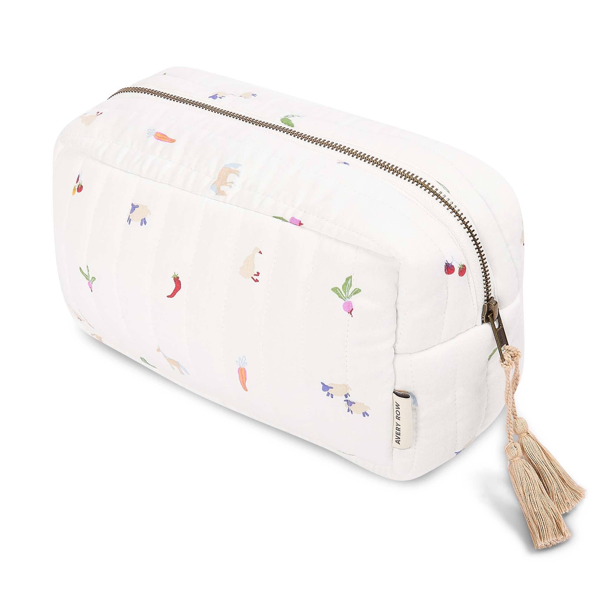 Avery Row Wash Bag – Little Farm