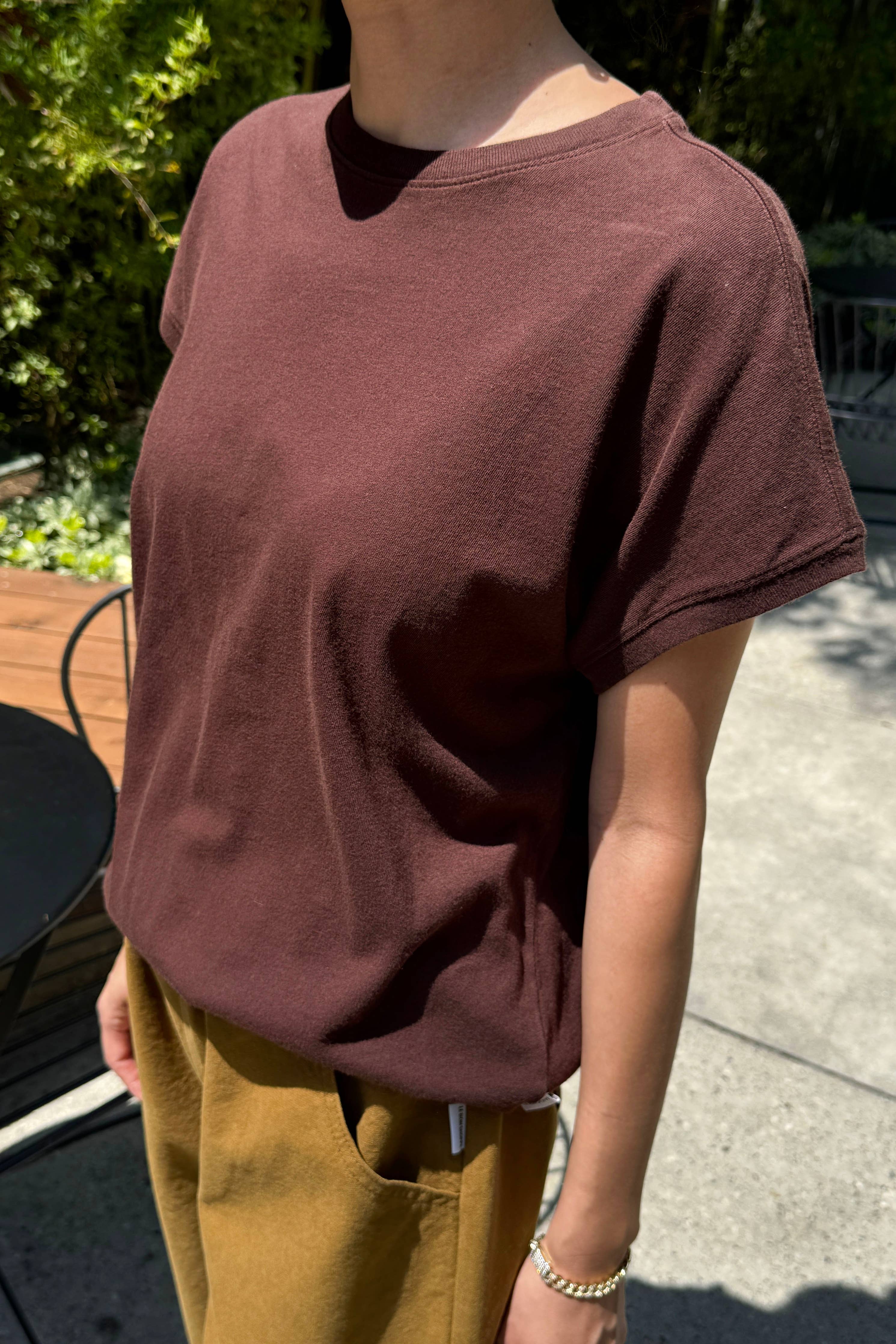 Ease Tee in Dark Cacao — Le Bon Shoppe