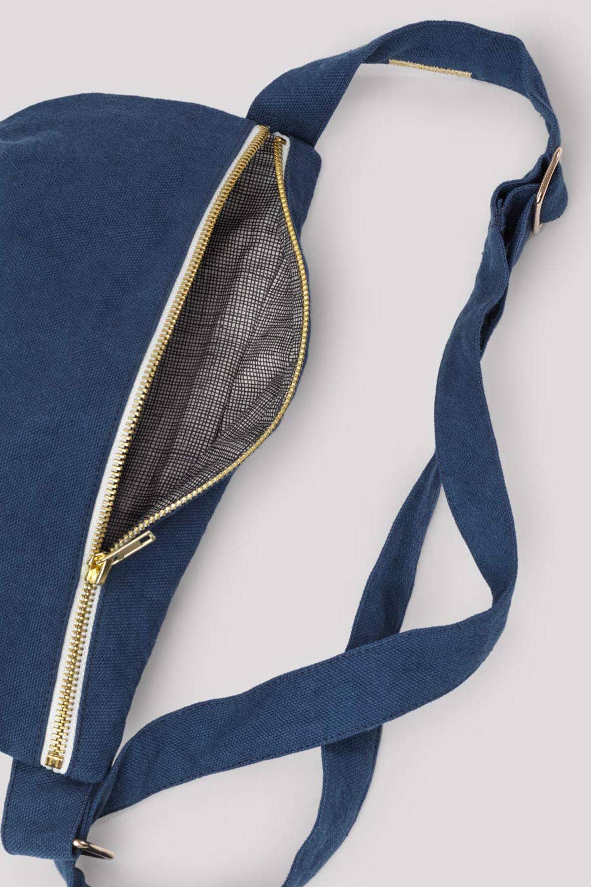 Les Pensionnaires Fanny Pack in Storm Blue